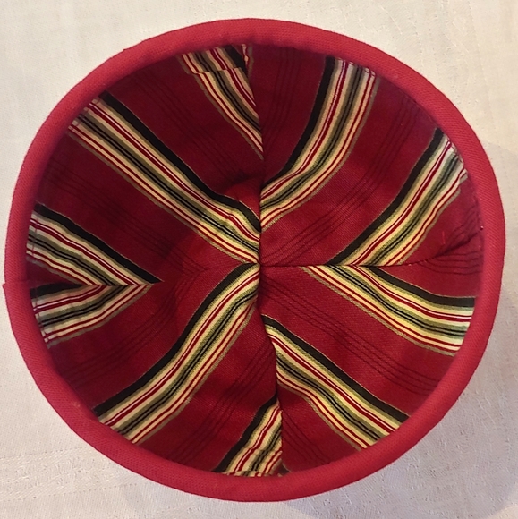 Longaberger Holiday Helper Basket - Picture 9 of 15